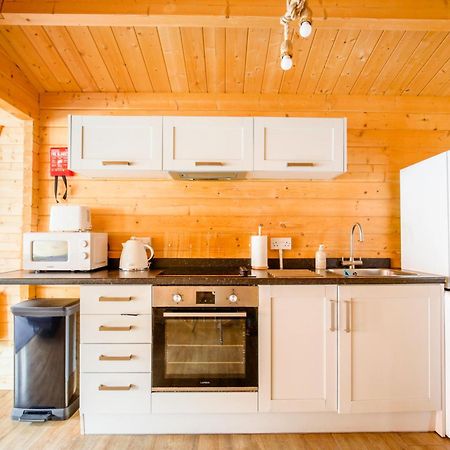 The Baltic Cabin - Cains Brewery Village Ливерпуль Экстерьер фото